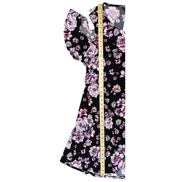 Torrid Black & Pink Floral Faux Wrap Cold Shoulder Stretch Dress 3X - Picture 2 of 8